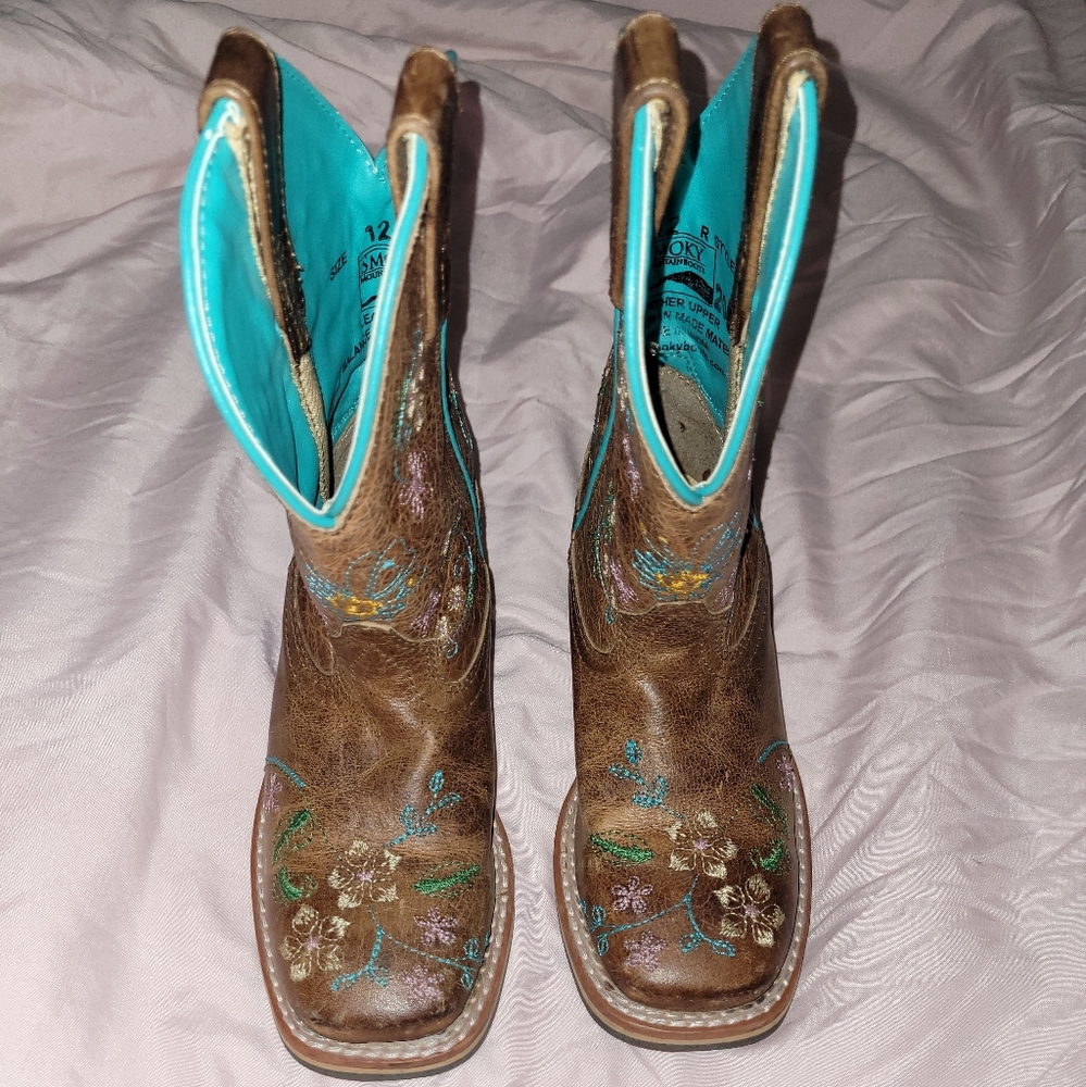 Smoky mountain floral boots